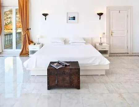 Luxery Mavi Koy In *