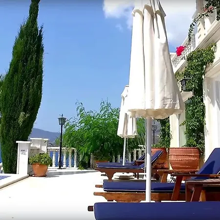 فيلة Luxery Mavi Koy In
