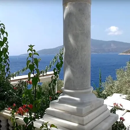 Luxery Mavi Koy In فيلة كالكان