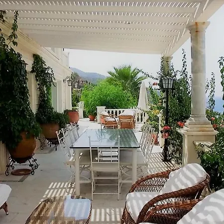 Luxery Mavi Koy In فيلة